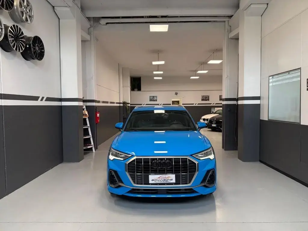 Main__Slider__Photo:Audi Q3 35 TFSI S tronic S line edition Plus 07/2019-1