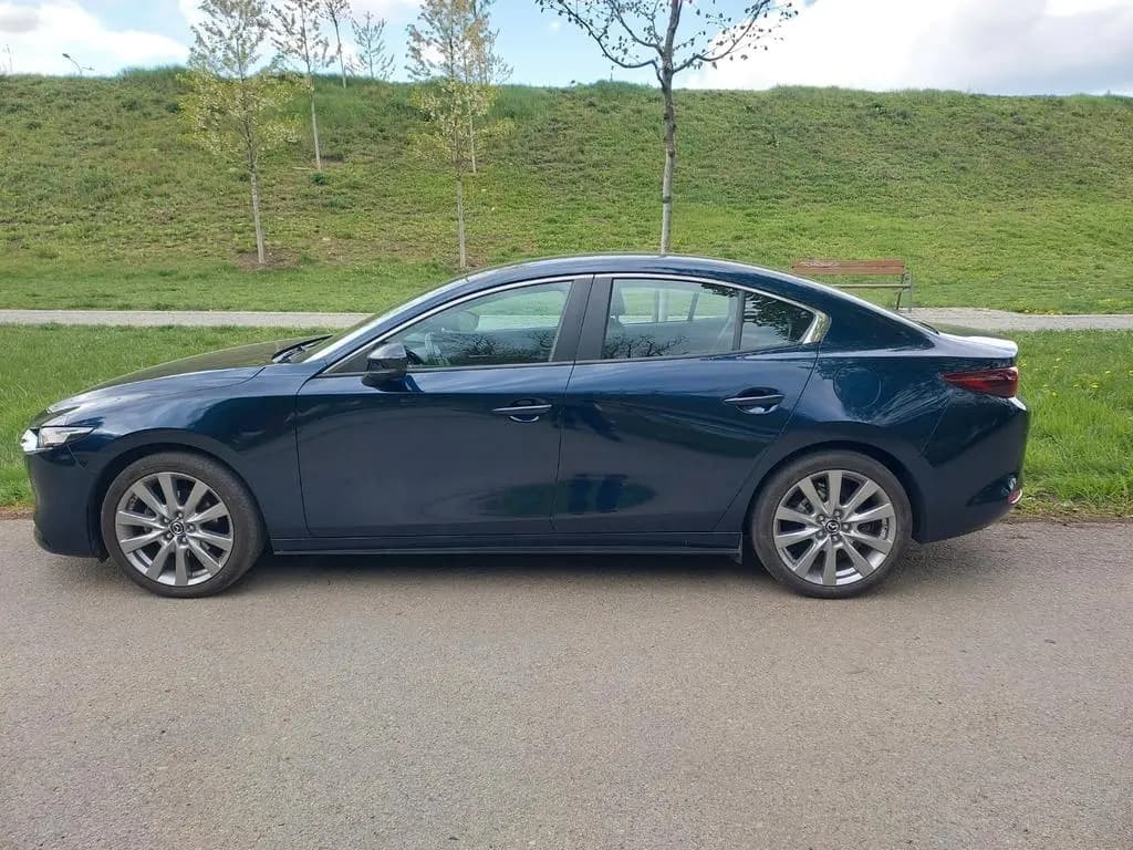 Main__Slider__Photo:Mazda 3 2.0 e-SKY. G 150 Plus, 2022, 39900km, 01/2022-0