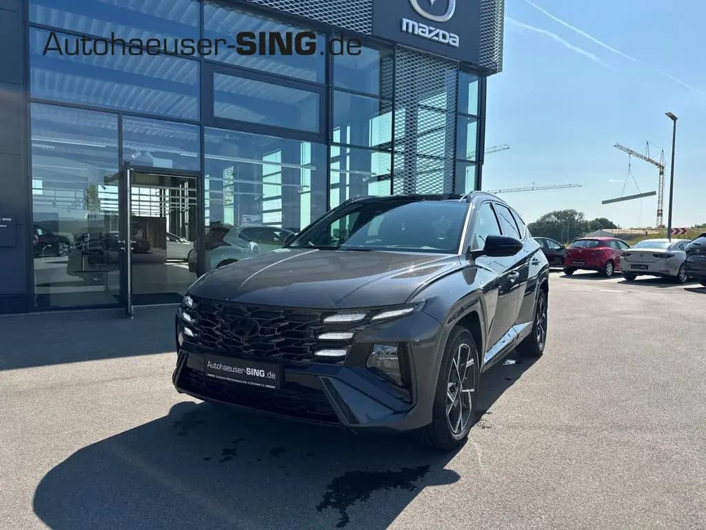Main__Slider__Photo:Hyundai TUCSON Hybrid N-Line Matrix Pano HeadUP 360° ECS 04/2026-0