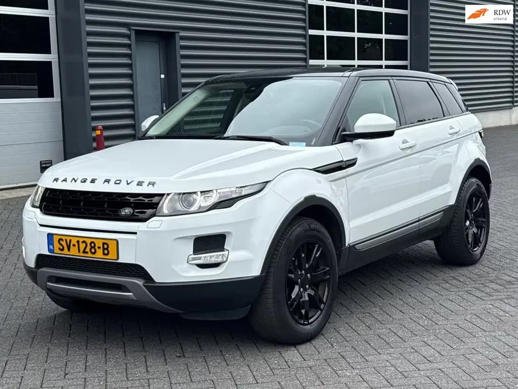 Main__Slider__Photo:Land Rover Range Rover Rover Evoque 2.0 TD4 SE, Panoramadak, Meri 07/2015-0