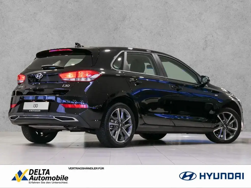 Main__Slider__Photo:Hyundai i30 1.5 DCT Trend NaviPaket CarPlay TOP ZUSTAND 05/2024-1