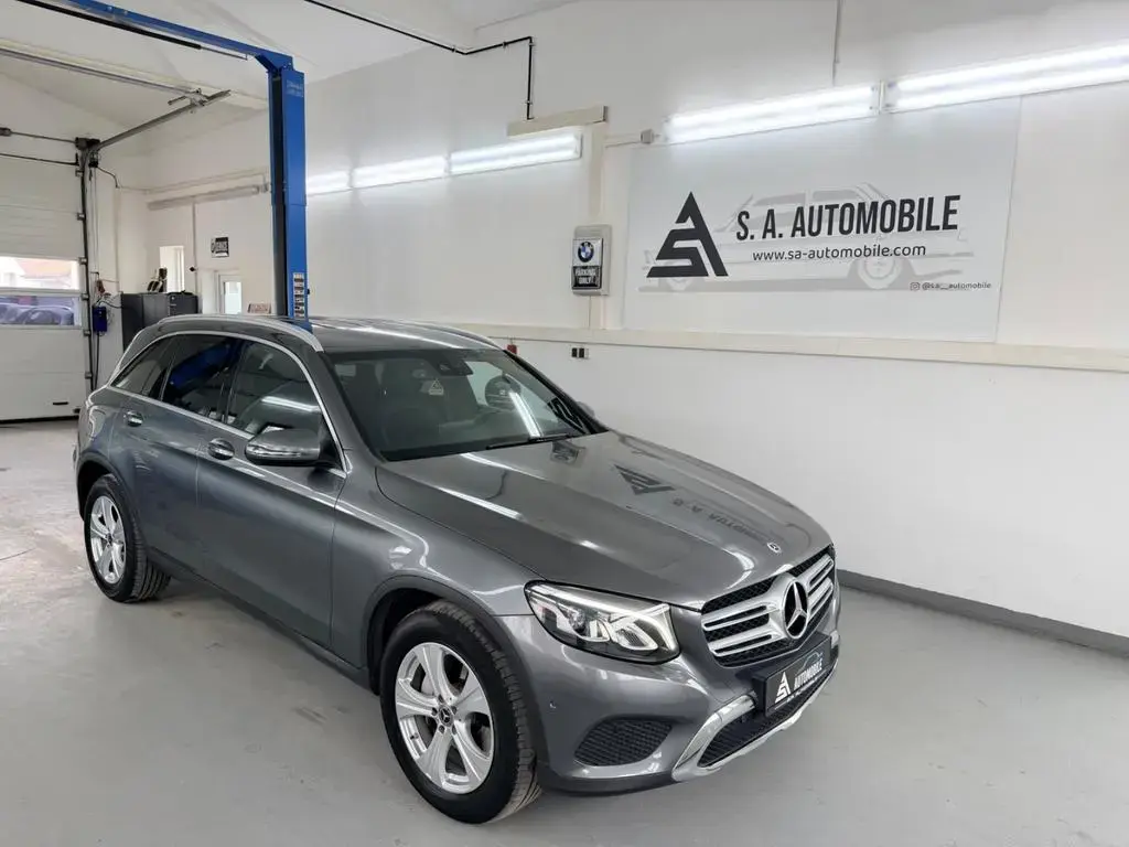 Main__Slider__Photo:Mercedes-Benz GLC 220 d 4Matic*LED*AMG-Interieur*Alcantara* 10/2017-1