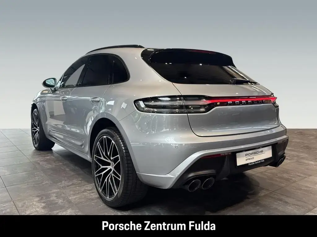 Main__Slider__Photo:Porsche Macan Luftfederung Panoramadach PASM nur 14.9km 02/2023-1
