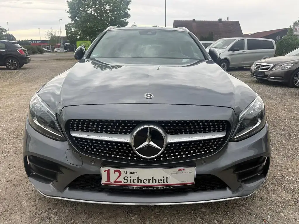 Main__Slider__Photo:Mercedes-Benz C 300 T/AMG Line/LED/PANO/19"/AHK 12/2018-1
