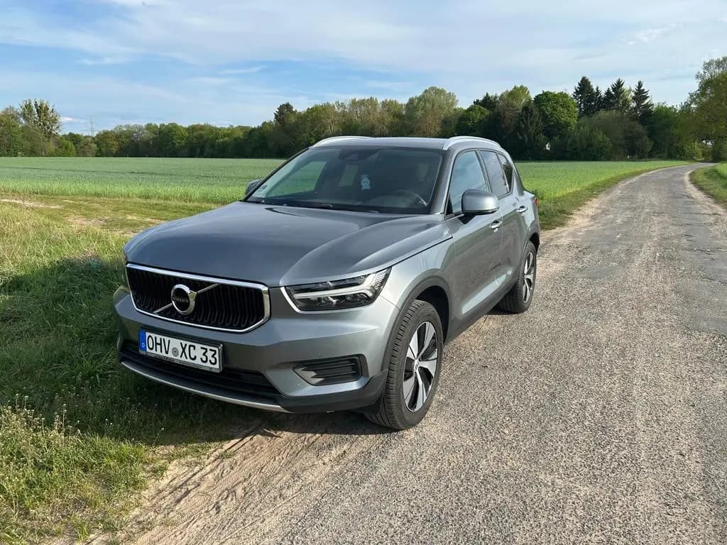 Main__Slider__Photo:Volvo XC40 T3 Momentum Momentum 10/2018-0