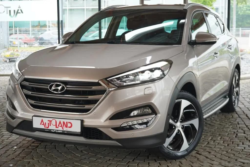 Main__Slider__Photo:Hyundai Tucson 1.6 T-GDI LED Navi Kamera Sitzbelüftung 12/2016-0