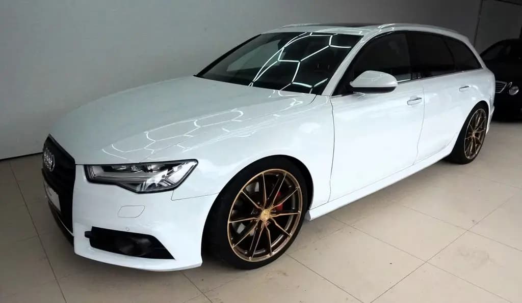 Main__Slider__Photo:Audi A6 Avant 3.0 TDI quattro *Headup*Bose* 08/2016-0