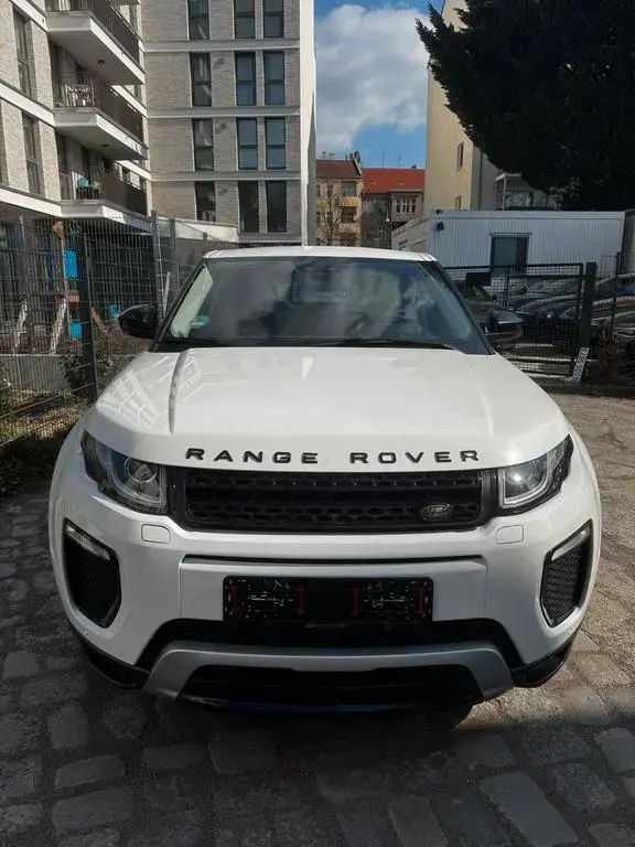 Main__Slider__Photo:Land Rover Range Rover Rover Evoque Dynamic AUT*KAMERA*HU 05/2027 11/2017-1
