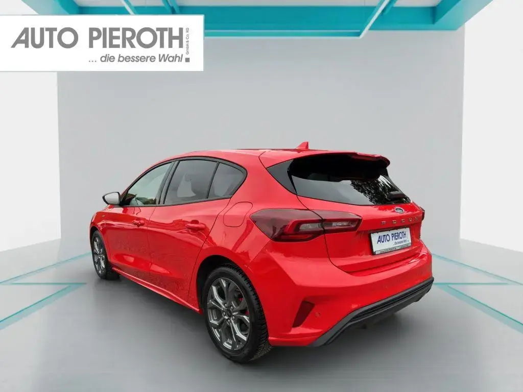 Main__Slider__Photo:Ford Focus 1.0 EcoBoost Hybrid ST-LINE 03/2022-1