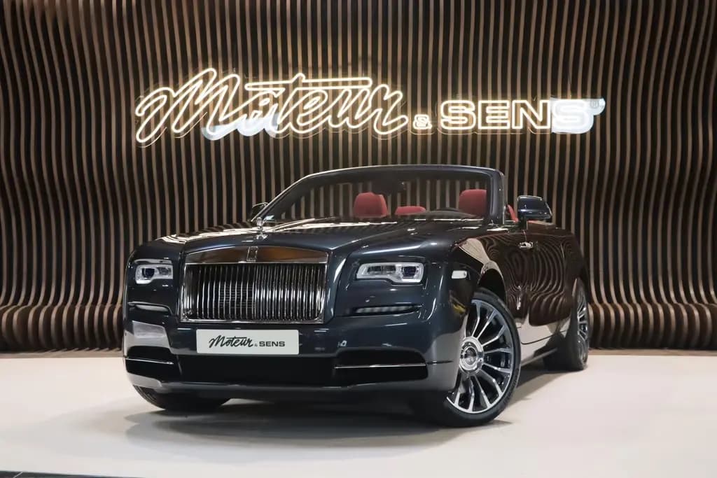 Main__Slider__Photo:Rolls-Royce Dawn - Top View Camera - Full Service RR 01/2019-0