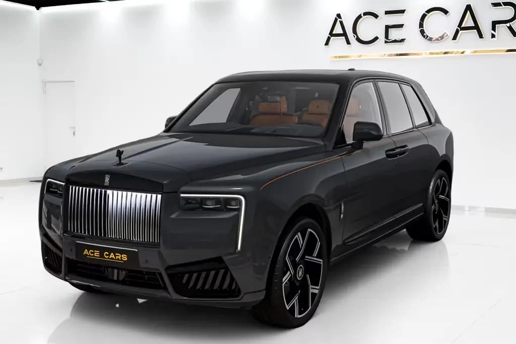 Main__Slider__Photo:Rolls-Royce Cullinan BLACK BADGE 4 SEATS  PROD 26 null-0