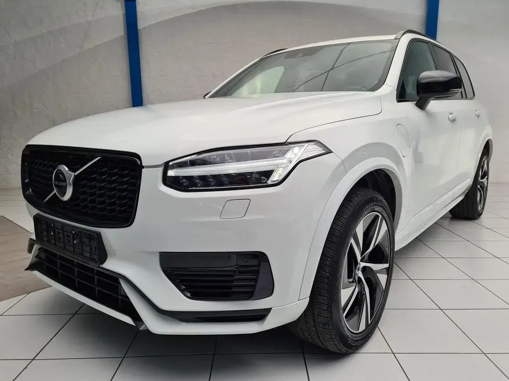 Main__Slider__Photo:Volvo XC90 R Design Recharge Pilot | BLIS | AHK 01/2021-1