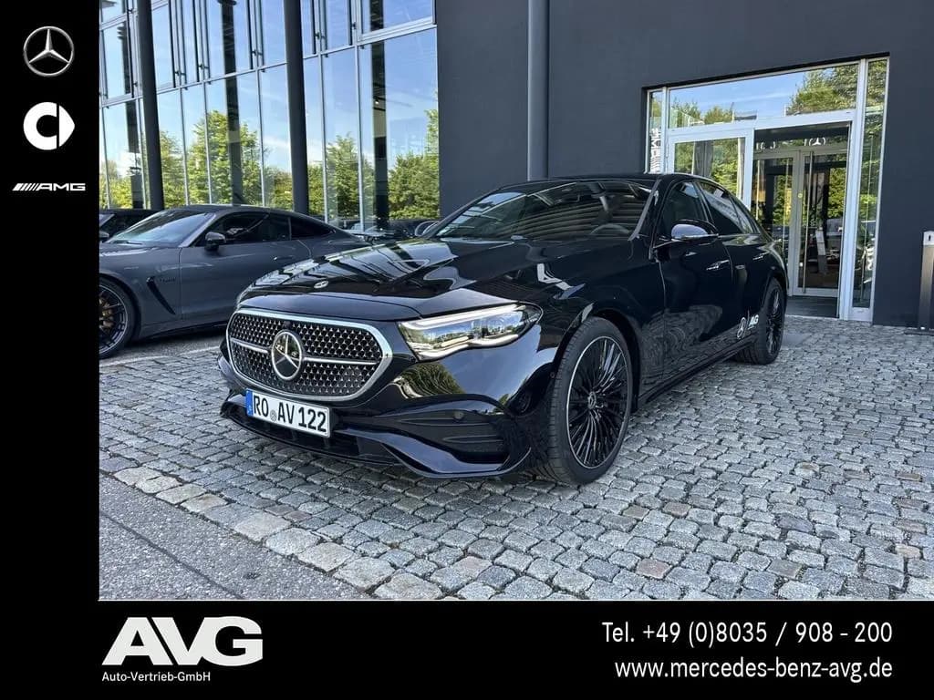 Main__Slider__Photo:Mercedes-Benz E 220 d AMG Night Edition Burmester® Pano 360° 05/2026-0