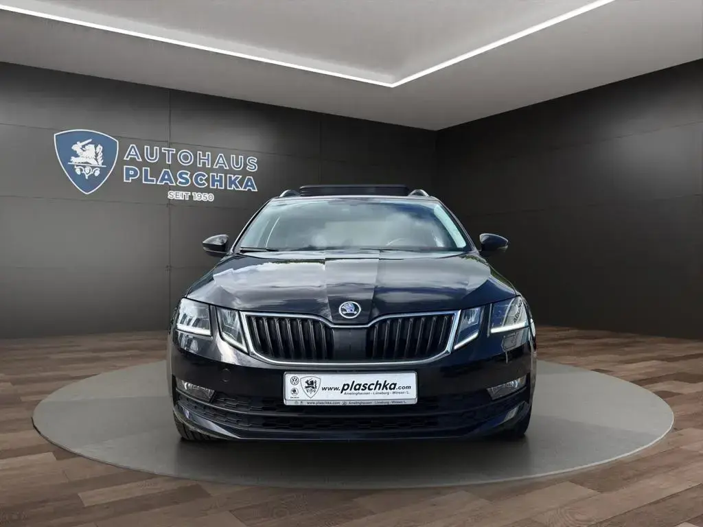 Main__Slider__Photo:Skoda Octavia Combi 1.5 TSI Soleil OPF LED*SHZ*PANO 03/2019-1