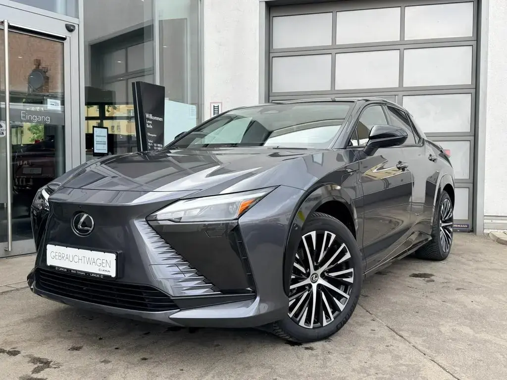 Main__Slider__Photo:Lexus RZ 450e  DIRECT4 Luxury * All-Wetter-Reifen * 08/2023-1
