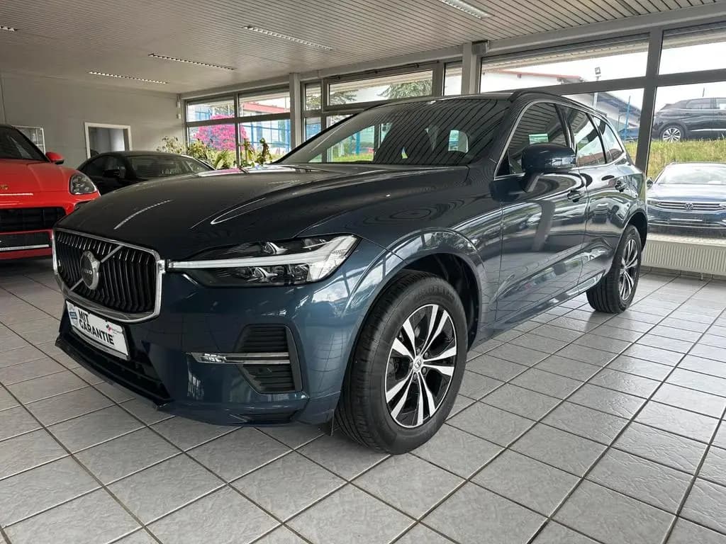 Main__Slider__Photo:Volvo XC60 Momentum Pro*SHZ*LKA*Keyless*DAB*PDC*Kamera 02/2022-0