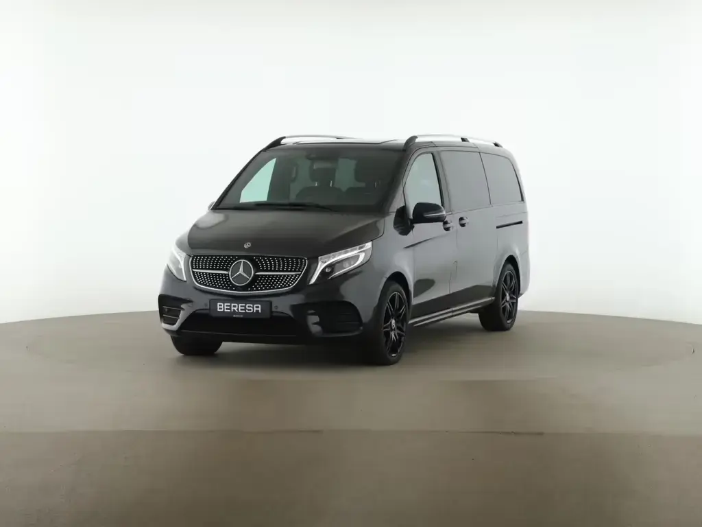 Main__Slider__Photo:Mercedes-Benz V-Class 250 d Lang 4M AMG Avantgarde Night AHK 360 LED 10/2020-1