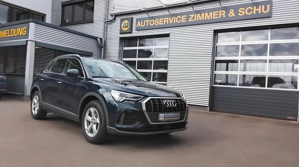 Main__Slider__Photo:Audi Q3 35 TFSI basis 09/2019-0