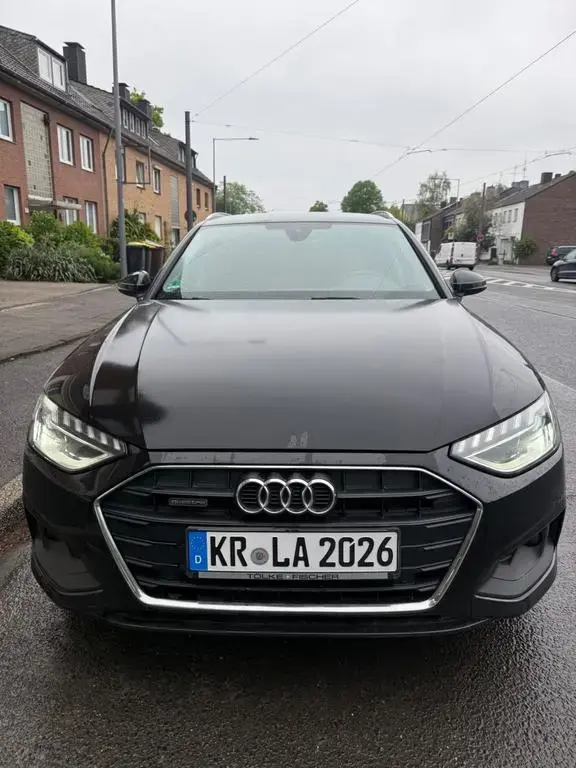 Main__Slider__Photo:Audi A4 45 TFSI S tronic quattro Avant - 10/2019-1