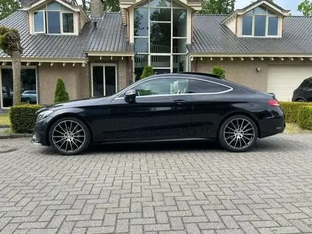 Main__Slider__Photo:Mercedes-Benz C 200 Coupé AMG LINE panorama dach NAVI kamera L 03/2016-1