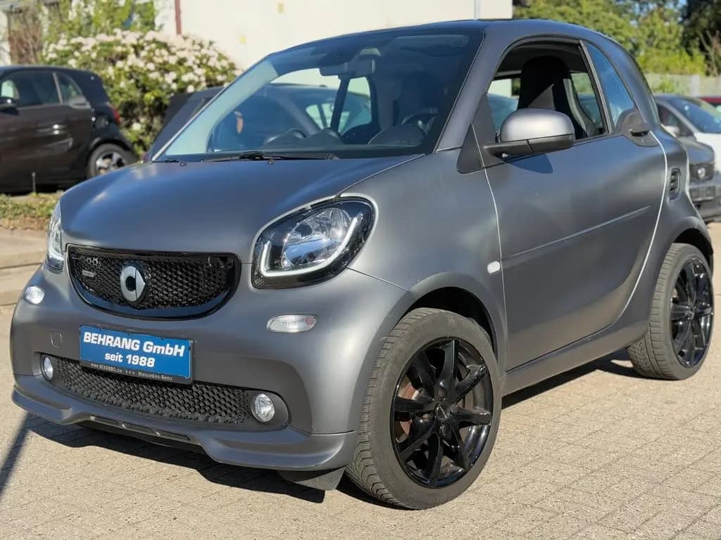 Main__Slider__Photo:Smart ForTwo BRABUS-109PS*XCLUSIVE*1.HAND*KAMERA* 10/2016-0