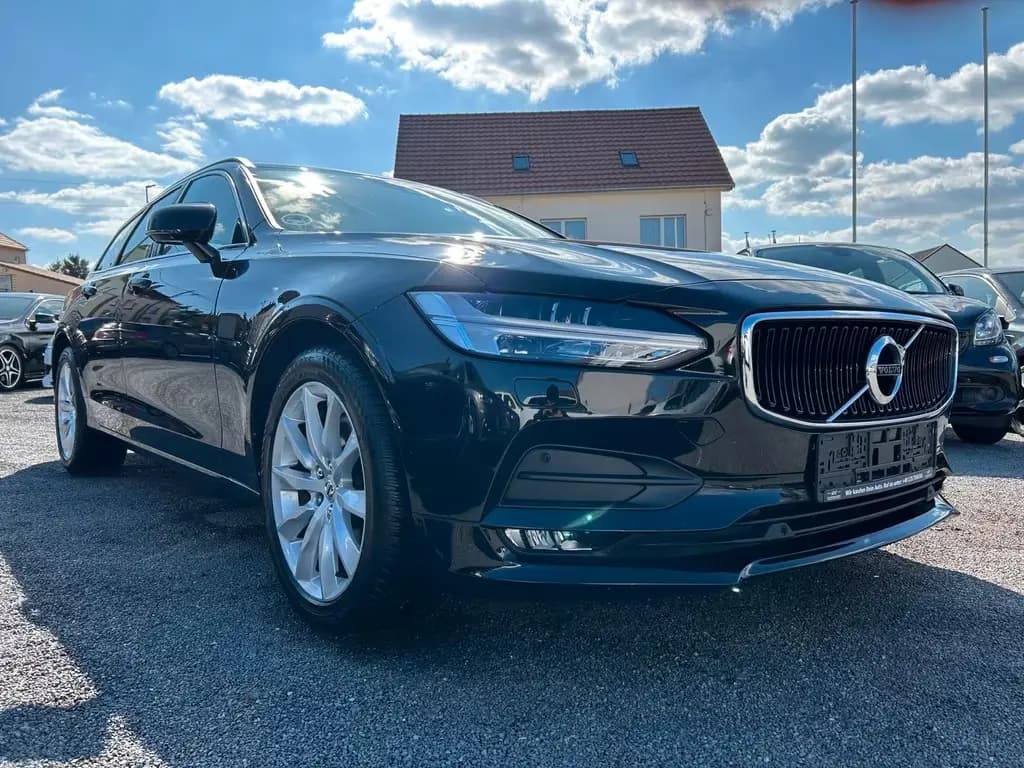 Main__Slider__Photo:Volvo V90 MOMENTUM MEMORY + LANE ASSIST + AHK 02/2018-0
