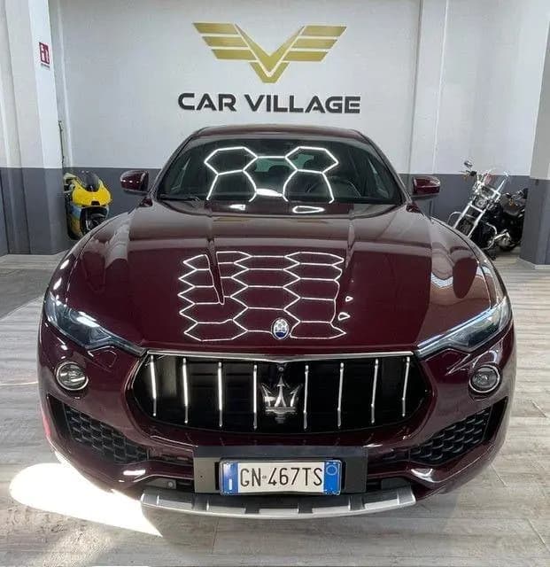 Main__Slider__Photo:Maserati Levante V6 Diesel 275 CV AWD Gransport 01/2018-0