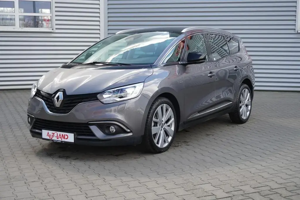 Main__Slider__Photo:Renault Grand Scenic 1.3 TCE 140 Limited Navi Panorama 12/2019-1
