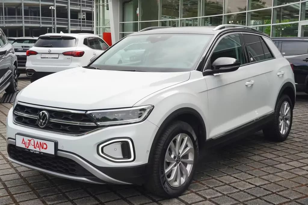 Main__Slider__Photo:Volkswagen T-Roc 1.0 TSI Style IQ-Light Navi Teilleder ACC 02/2023-0