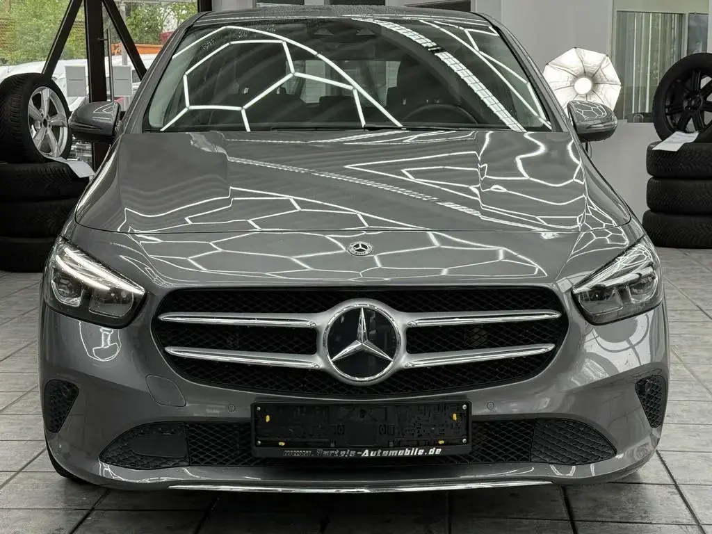 Main__Slider__Photo:Mercedes-Benz B-Class Progressive, LED, Leder, 7G, Navi, MBUX 09/2019-1