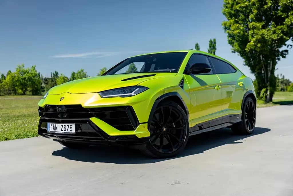 Main__Slider__Photo:Lamborghini Urus 4.0 V8 S Verde Citrea BO Night AHK WAR 4/28 02/2023-0