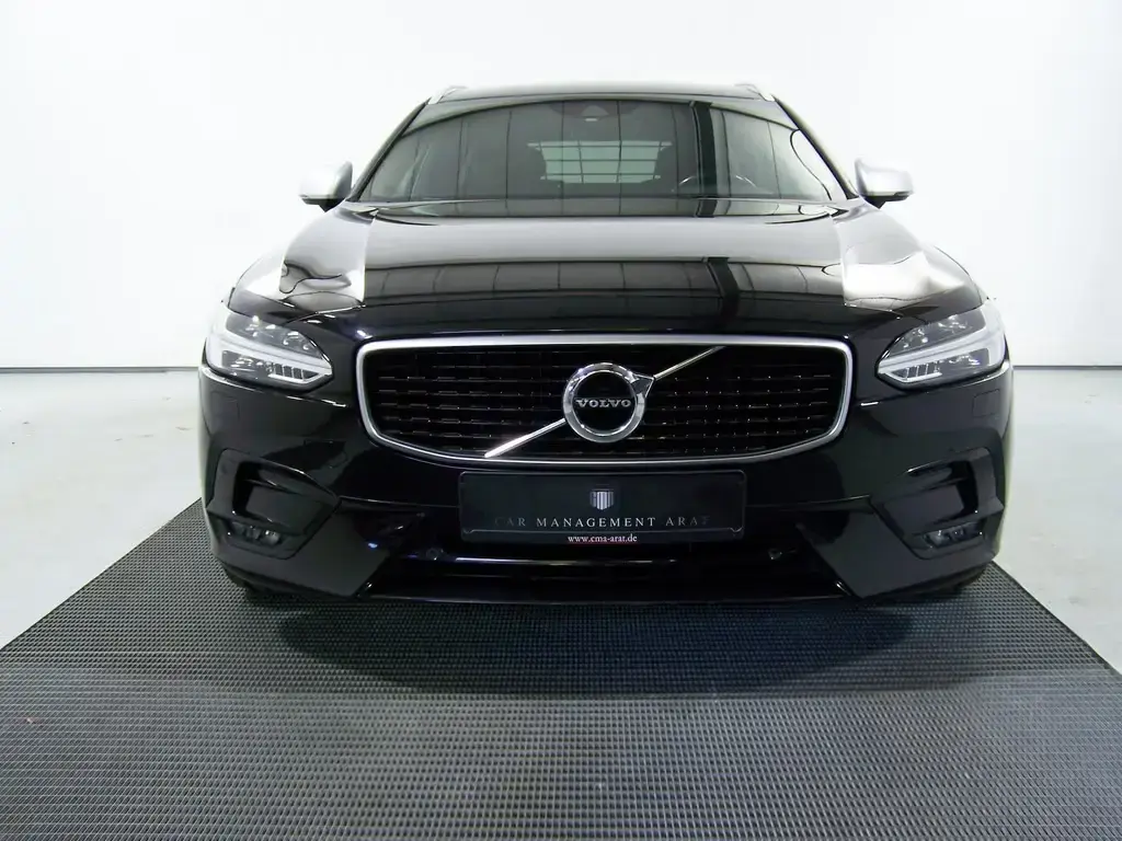 Main__Slider__Photo:Volvo V90 D3 R Design AUTOM HARMAN&KA+LED+KAM+NAV+AMBI 10/2018-1