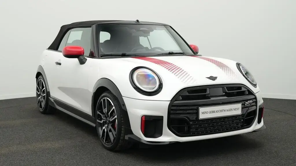 Main__Slider__Photo:MINI John Cooper Works Cabrio 04/2025-1