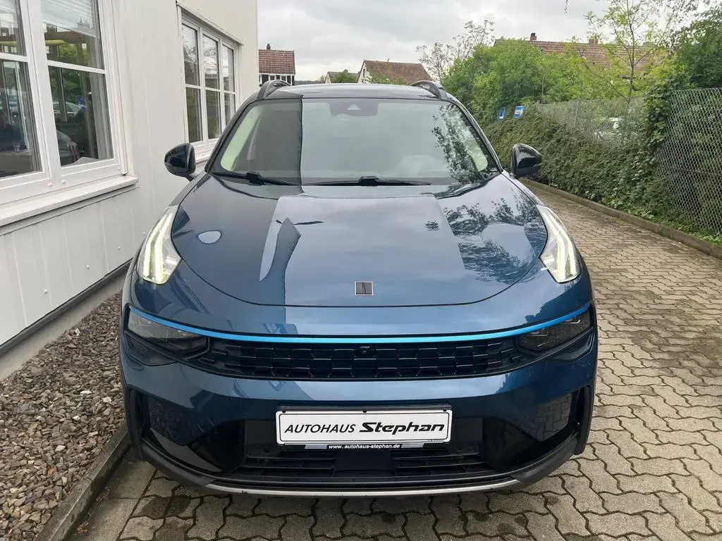 Main__Slider__Photo:Lynk&Co 01 PHEV Automatik NAVI GARANTIE 04/2022-1
