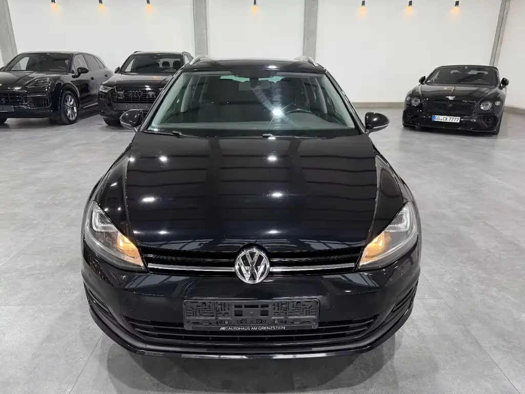 Main__Slider__Photo:Volkswagen Golf 7 Kombi Comfortline*BI-Xenon*8 Fach*1.4 TSI 04/2015-1