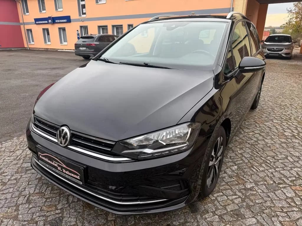Main__Slider__Photo:Volkswagen Golf VII Sportsvan 1.5 TSI  IQ.DRIVE Navi 2.Hand 10/2019-0
