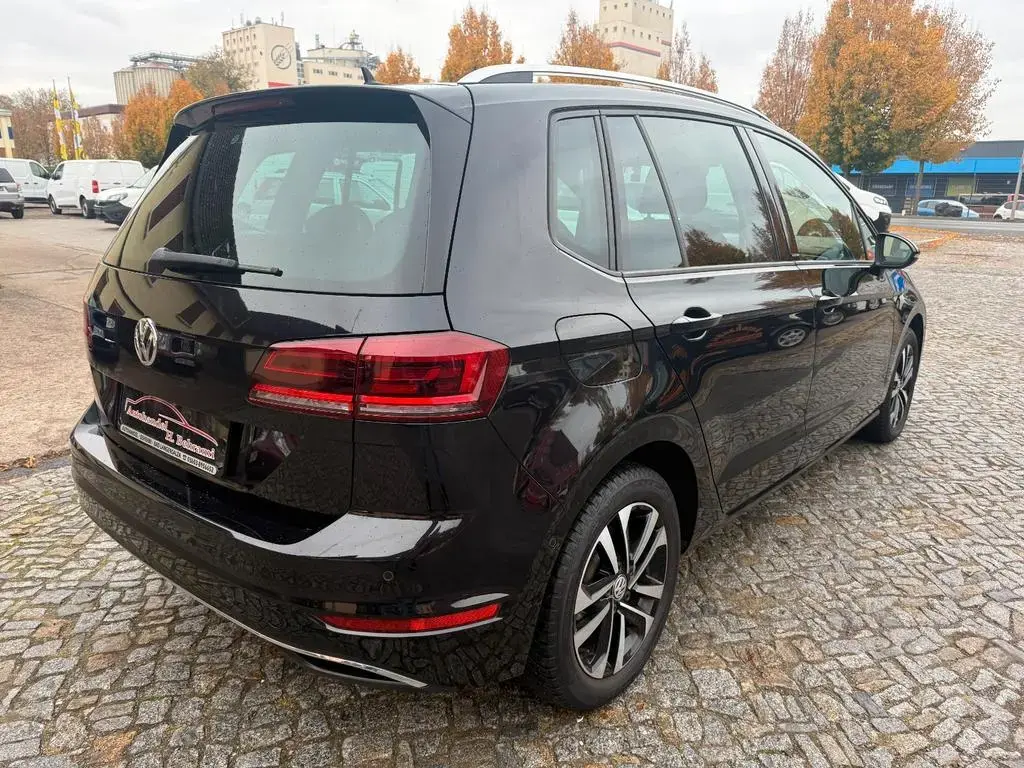 Main__Slider__Photo:Volkswagen Golf VII Sportsvan 1.5 TSI  IQ.DRIVE Navi 2.Hand 10/2019-1