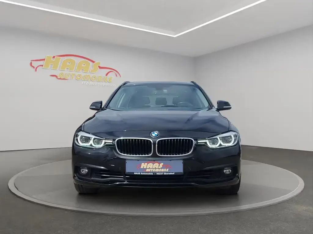Main__Slider__Photo:BMW 3 Series 320i Touring Advantage *LED*Panorama*Navi*AHK* 04/2018-1