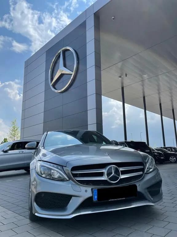 Main__Slider__Photo:Mercedes-Benz C 200 AMG Line - 9G-TRONIC - Burmester 08/2018-0