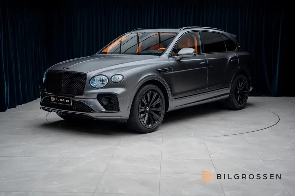 Main__Slider__Photo:Bentley Bentayga 4.0 V8 First Edition Mulliner Blackline 01/2023-0