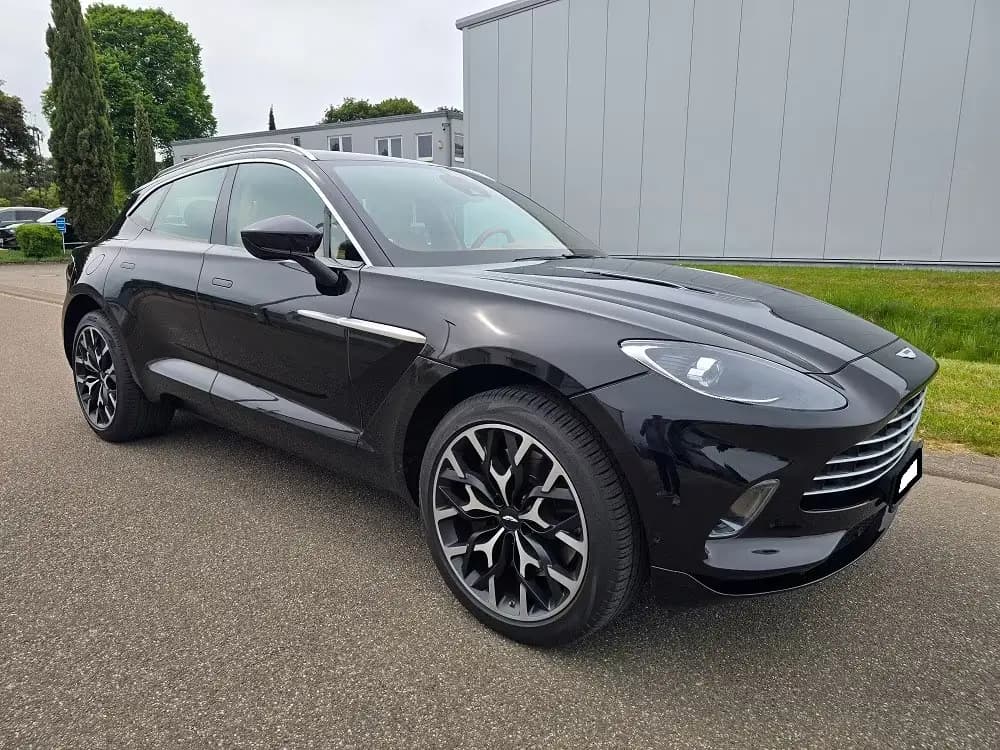Main__Slider__Photo:Aston Martin DBX 4.0 V8 Pano 360°kamera 4x Sizheizung 4x Bel. 05/2023-0
