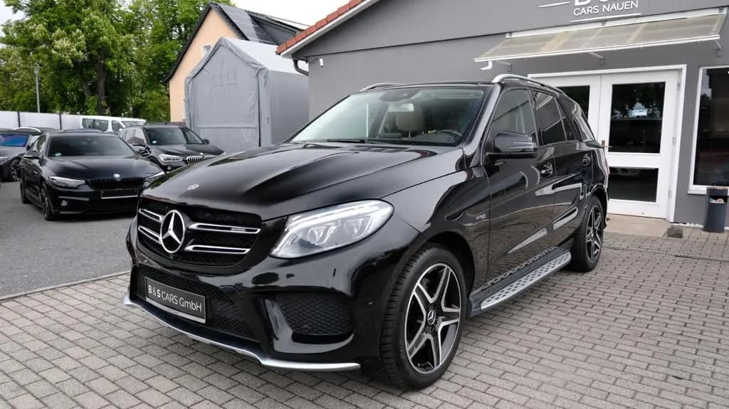 Main__Slider__Photo:Mercedes-Benz GLE-Class Mercedes-AMG GLE 43 4MATIC 11/2018-0