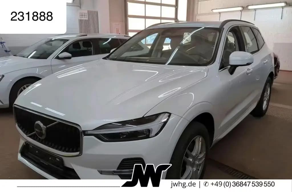 Main__Slider__Photo:Volvo XC60 Leder Nav 19"Sport Design 4xSitzHz Kam DAB 02/2023-0