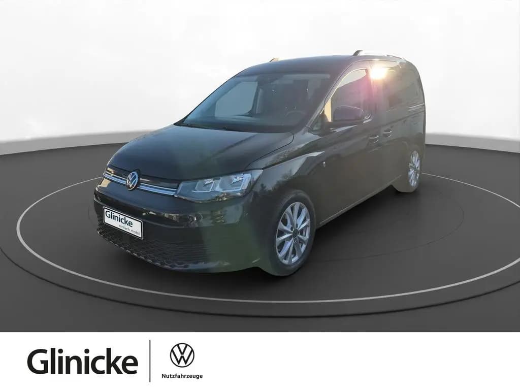 Main__Slider__Photo:Volkswagen Caddy Life 11/2021-0