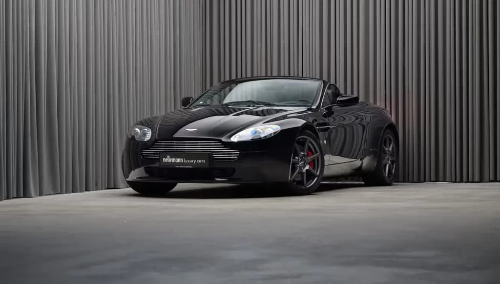 Main__Slider__Photo:Aston Martin V8 Vantage Roadster 4.3l Sportshift 12/2007-0