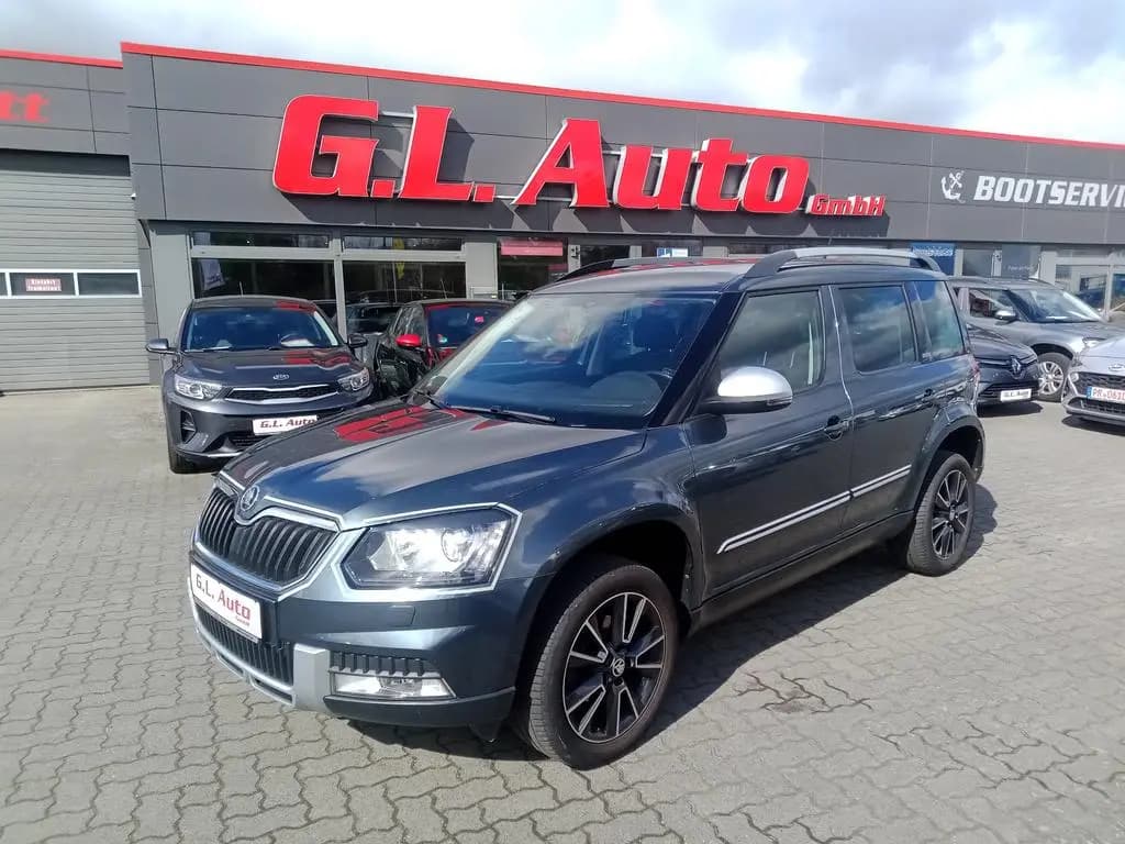 Main__Slider__Photo:Skoda Yeti Adventure/XENON/PDC/SITZHZG/KLIMAAUTO./LM 08/2015-0
