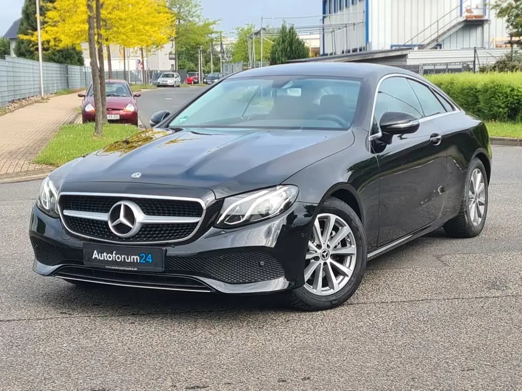 Main__Slider__Photo:Mercedes-Benz E 200 Coupe *Autom.*Kamera*Navi*SHZ*Leder*LED* 08/2018-0