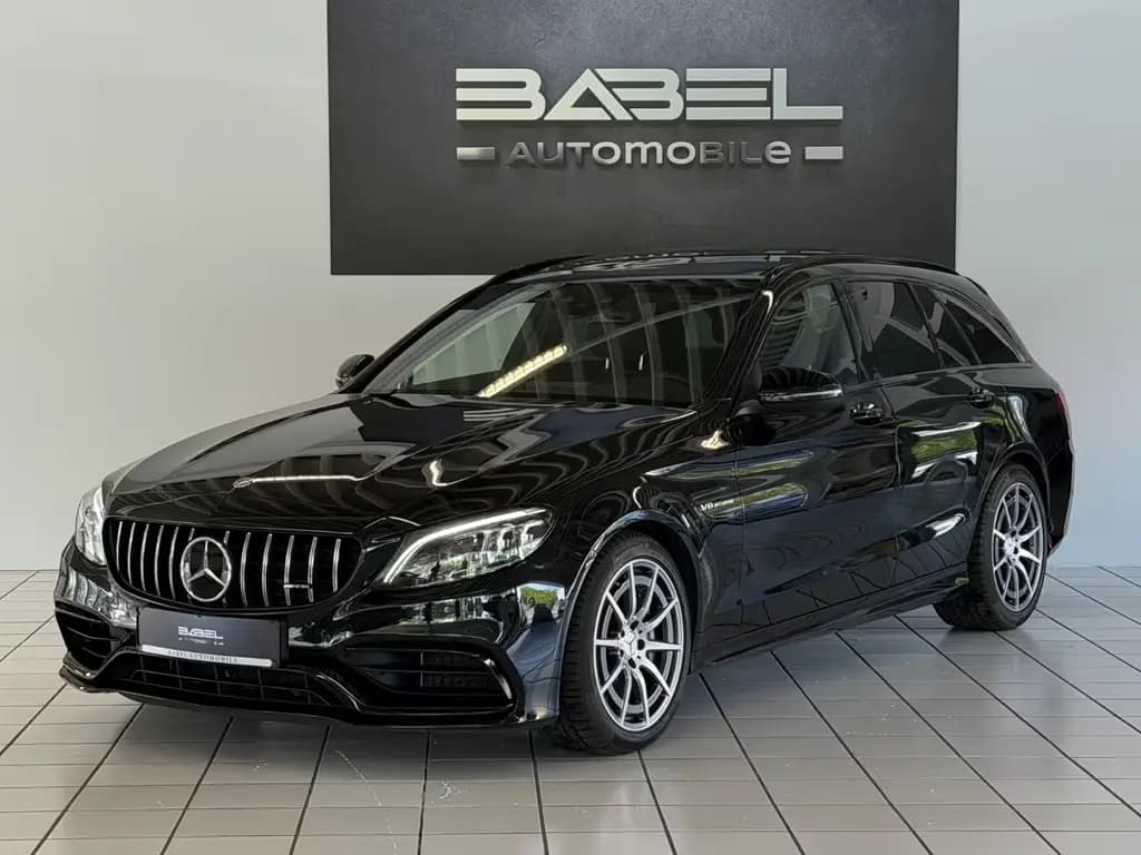 Main__Slider__Photo:Mercedes-Benz C 63 AMG T Pano Memory Multi Beam Burmester Kam 07/2019-0
