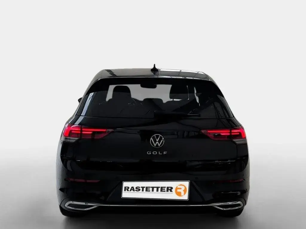 Main__Slider__Photo:Volkswagen Golf TSI Active Standhzg+IQ.DRIVE+LEDplus+Navi+H 01/2023-1