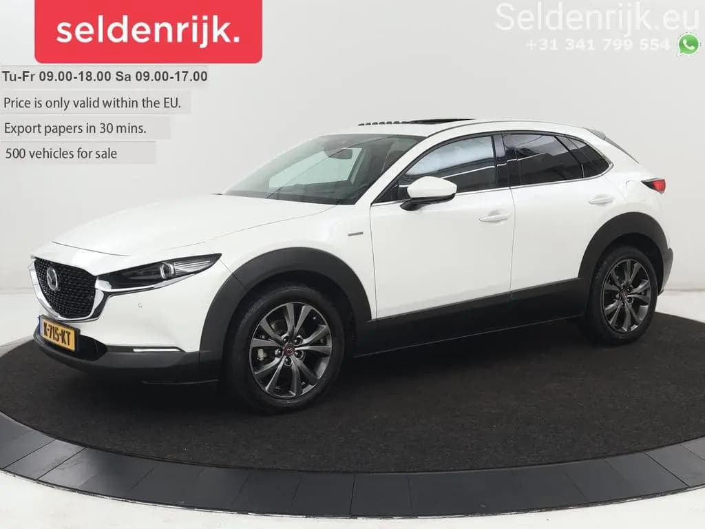 Main__Slider__Photo:Mazda CX-30 2.0 e-SkyActiv-X M Hybrid 100th Anniversar 01/2021-0